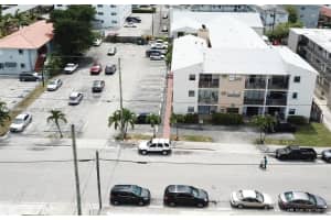 142 Sw 18th Ave 9, Miami