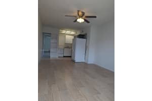 1078 W 42nd Pl 37 Hialeah, FL 33012 - MLS#A11938986