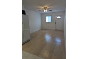 1078 W 42nd Pl 37 Hialeah, FL 33012 - MLS#A11938986