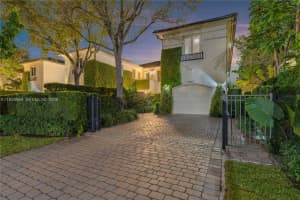 4819 University Drive 4819 Coral Gables, FL 33146 - MLS#A11938989