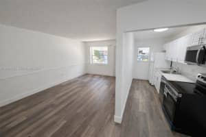 415 NE 2nd St APT 121, Hallandale Beach, FL 33009, - MLS#A11939013