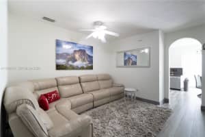 5580 Nw 107th Ave 1214 Doral, FL 33178 - MLS#A11939075