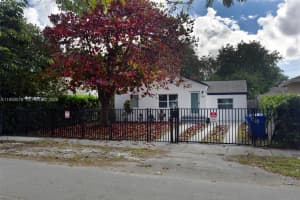 1084 Nw 66th St Miami, FL 33150 - MLS#A11939078