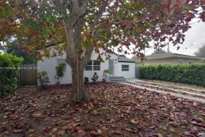 1084 Nw 66th St Miami, FL 33150 - MLS#A11939078