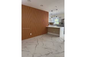 1811 N 40th Ave Hollywood, FL 33021 - Off Market