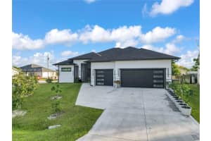 4301 10th St W, Lehigh Acres, FL 33971, - MLS#A11939132