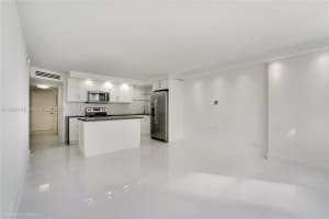 6039 Collins Ave APT 1222, Miami Beach, FL 33140, - MLS#A11939194