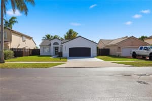 15956 Sw 83rd Ter, Miami