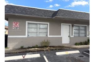 3970 Nw 31st Ter 2, Lauderdale Lakes