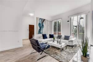 785 Crandon Blvd 106 Key Biscayne, FL 33149 - MLS#A11939243