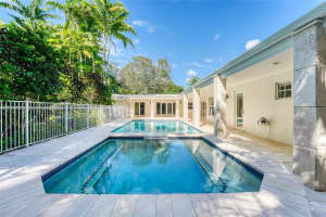 10640 Sw 61st Ave Pinecrest, FL 33156 Sold 03/09/26