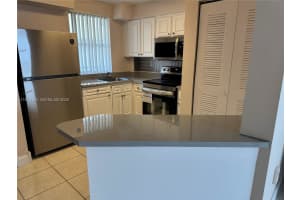 6045 Nw 186th St 323 Hialeah, FL 33015 - MLS#A11939309