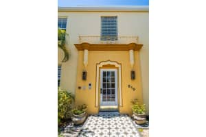 810 11th Street 102, Miami Beach