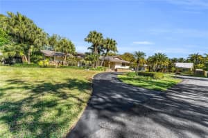MLS# A11939328, Palmetto Bay, Florida 33157