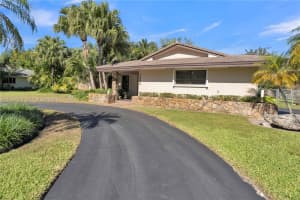 MLS# A11939328, Palmetto Bay, Florida 33157