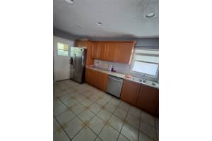 309 Masters Rd Palm Springs, FL 33461 Sold 02/01/26