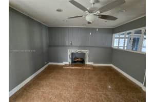 309 Masters Rd Palm Springs, FL 33461 Sold 02/01/26