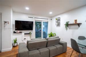 17505 Nw 67th Pl D-11 Hialeah, FL 33015 - MLS#A11939372