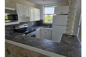 1801 S Treasure Dr 402 North Bay Village, FL 33141 - MLS#A11939376