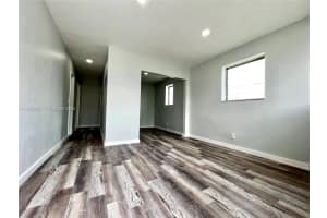 725 Nw 7th Ave 2 Hallandale Beach, FL 33009 - MLS#A11939426