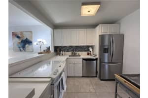 3301 N Country Club Dr APT 104, Aventura, FL 33180, - MLS#A11939443