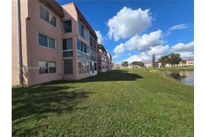 9441 Sunrise Lakes Blvd APT 108, Sunrise, FL 33322, - MLS#A11939459