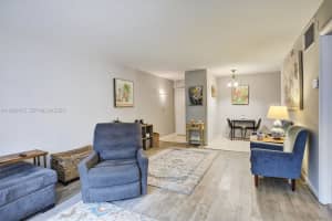 124 Ne 19th Ct 110b Wilton Manors, FL 33305 - MLS#A11939472