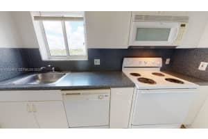 2415 Nw 16th St Rd 410-1 Miami, FL 33125 - MLS#A11939491