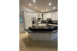 1552 Nw 135th Ave Pembroke Pines, FL 33028 - MLS#A11939511