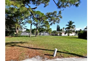24 North St Fort Pierce, FL 34946 Sold 02/17/26