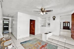 1050 Ne 153rd Ter North Miami Beach, FL 33162 - MLS#A11939522