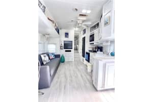 325 Calusa St 5 Key Largo, FL 33037 - MLS#A11939545