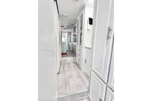 325 Calusa St 5 Key Largo, FL 33037 - MLS#A11939545