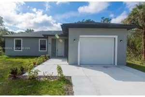 1048 Jay Ct, La Belle