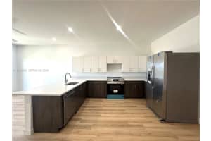 20 Ne 19th Ave Ph08 Pompano Beach, FL 33060 - MLS#A11939596