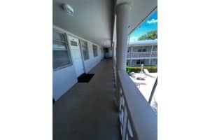 2701 Ne 1st St 203 Pompano Beach, FL 33062 - MLS#A11939611