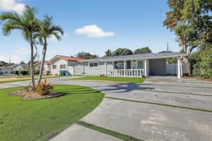 2410 Gulfstream Dr Miramar, FL 33023 - MLS#A11939723