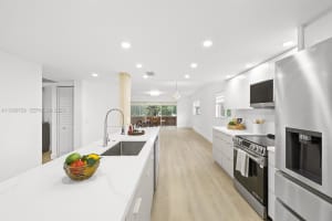 13105 Sw 16th Ct 314l Pembroke Pines, FL 33027 - MLS#A11939728