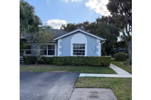 14250 Sw 96th Ter Miami, FL 33186 - MLS#A11939734