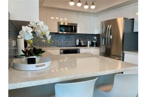 140 S Dixie Hwy 527 Hollywood, FL 33020 - MLS#A11939757