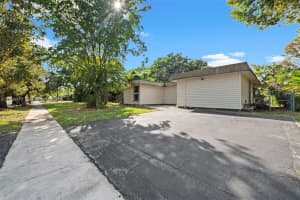 8001 Nw 68th Ter Tamarac, FL 33321 - MLS#A11939777