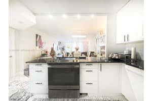 2801 Ne 183rd St 1108w, Aventura