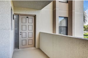 5901 Camino Del Sol 207 Boca Raton, FL 33433 - MLS#A11939803