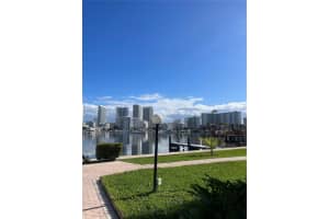 430 Golden Isles Dr 705 Hallandale Beach, FL 33009 - MLS#A11939817