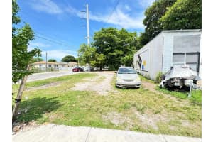 6617 Nw 18th Ave Miami, FL 33147 Sold 05/27/26