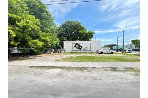 6617 Nw 18th Ave Miami, FL 33147 Sold 05/27/26