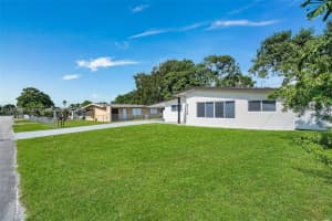 2115 Nw 129th St Miami, FL 33167 - MLS#A11939841