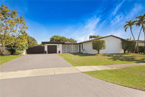 3825 Sw 125th Ave, Miami