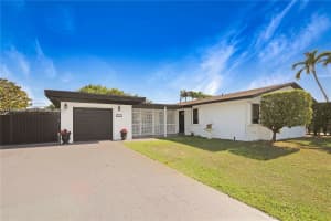 3825 Sw 125th Ave Miami, FL 33175 - MLS#A11939880