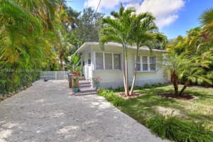 3660 Poinciana Ave, Coconut Grove